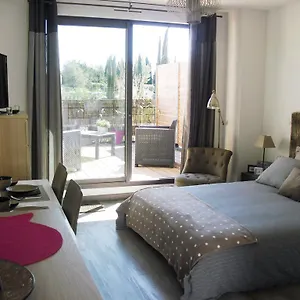 ** Appart hôtel à Deux Pas D'aix France